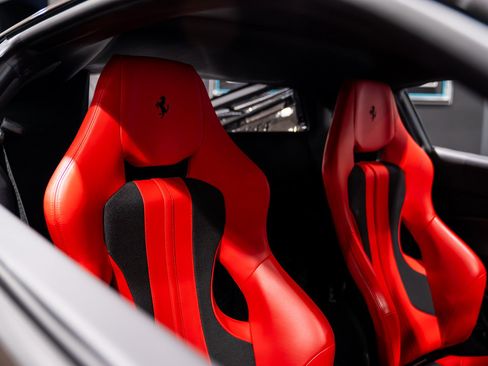 Used 2020 Ferrari 488 Pista Coupe RWD image 20