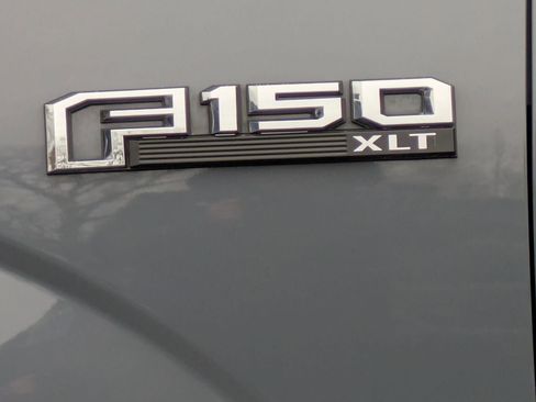 Used 2019 Ford F150 XLT w/ Equipment Group 302A Luxury image 25