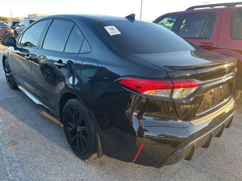 Used 2025 Toyota Corolla SE image 6