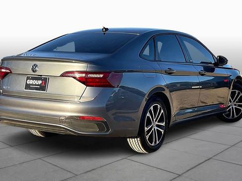 Used 2023 Volkswagen Jetta Sport image 11