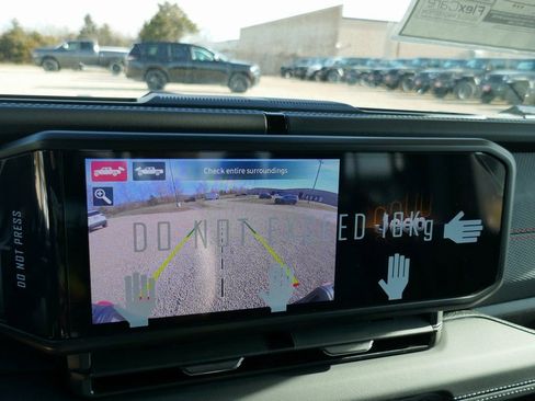 New 2026 Jeep Gladiator Rubicon AWD/4WD image 25