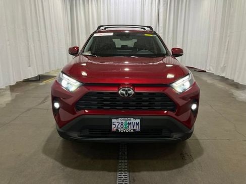 Used 2023 Toyota RAV4 XLE Premium FWD image 9