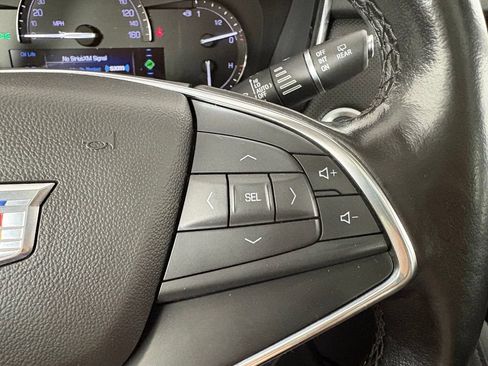 Used 2019 Cadillac XT5 Luxury FWD image 26