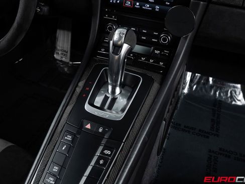 Used 2018 Porsche 911 GT3 image 31