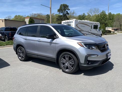 Used 2022 Honda Pilot Sport image 1