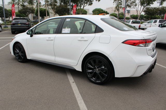 Certified 2026 Toyota Corolla SE FWD image 9