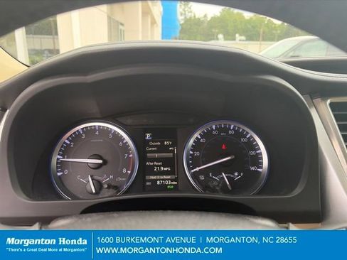 Used 2018 Toyota Highlander XLE FWD image 21