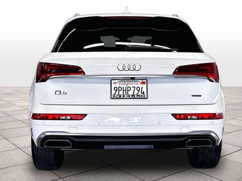 Used 2024 Audi Q5 e Premium Plus w/ Premium Plus Package AWD/4WD image 7