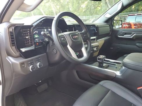 Used 2023 GMC Sierra 1500 SLT w/ SLT Premium Plus Package image 21