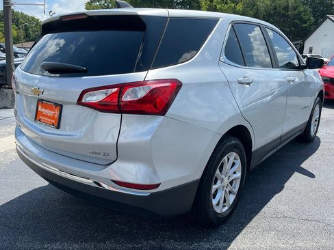 Used 2021 Chevrolet Equinox LT AWD/4WD image 11
