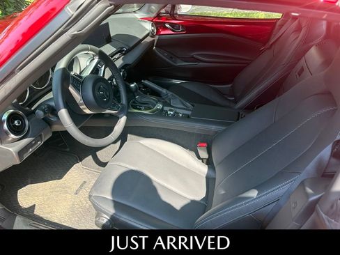 Certified 2025 MAZDA MX-5 Miata RF Grand Touring RWD image 9
