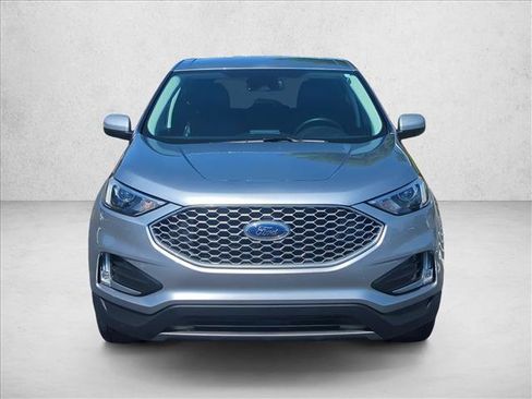 Used 2024 Ford Edge SEL w/ Convenience Package AWD/4WD image 2