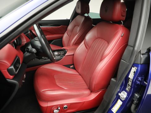 Certified 2022 Maserati Levante GT image 15