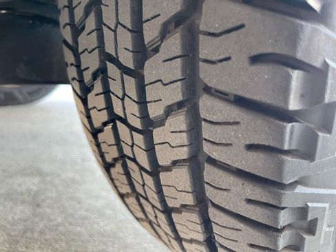 Used 2005 Jeep Liberty Limited AWD/4WD image 63