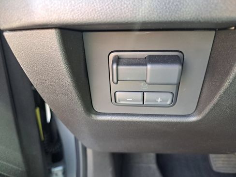 Used 2025 GMC Canyon Denali AWD/4WD image 21