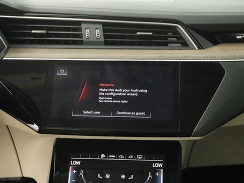 Certified 2024 Audi Q8 e-tron Premium Plus AWD/4WD image 19