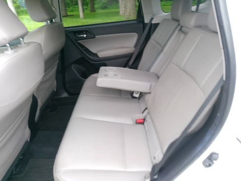 Used 2014 Subaru Forester 2.5i Limited AWD/4WD image 24