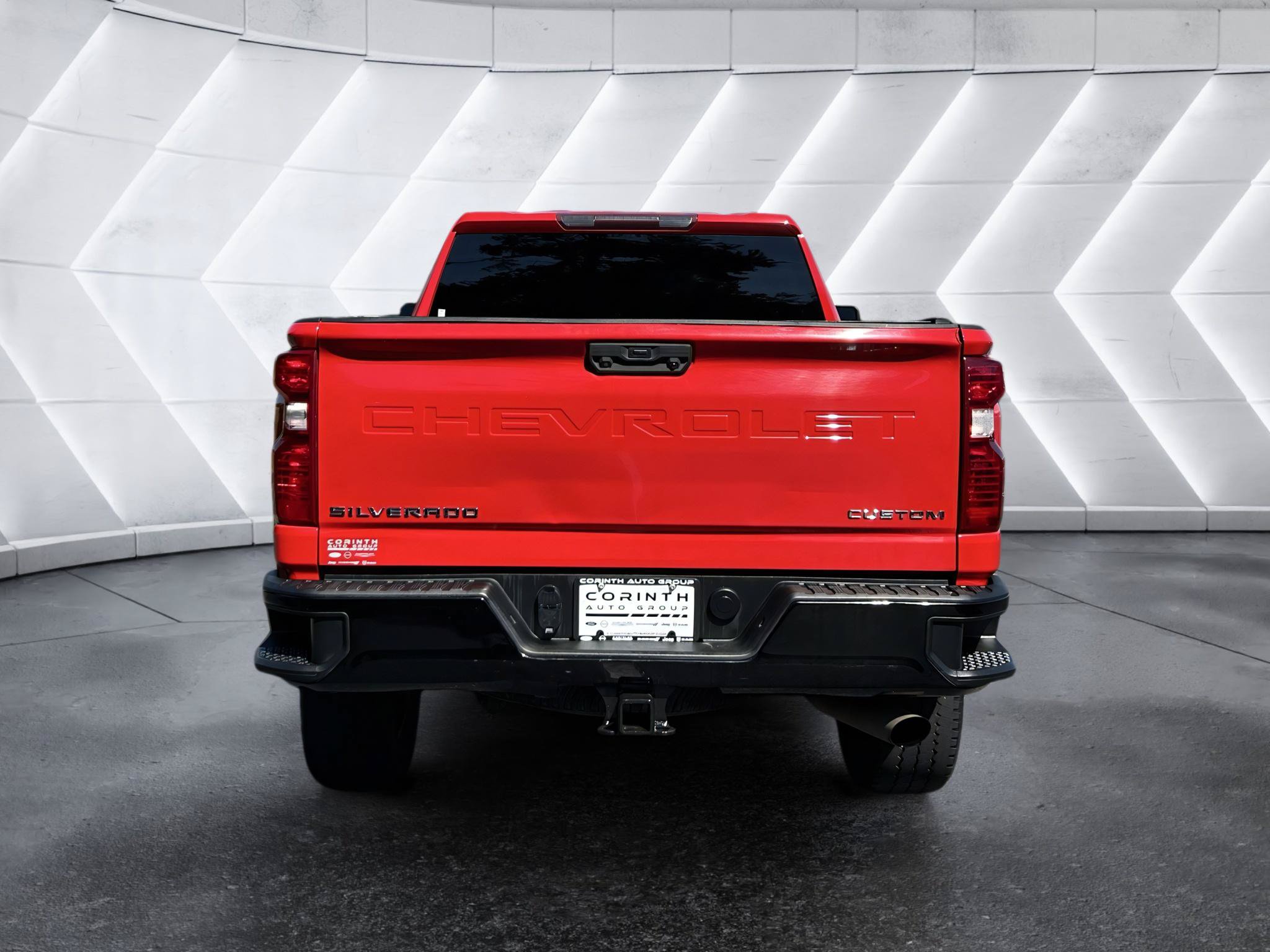 Used 2022 Chevrolet Silverado 2500 Custom w/ Custom Value Package AWD/4WD image 6