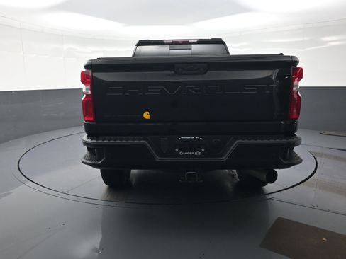 Used 2021 Chevrolet Silverado 2500 LTZ w/ Carhartt Edition AWD/4WD image 4
