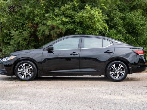 Used 2021 Nissan Sentra SV FWD image 9