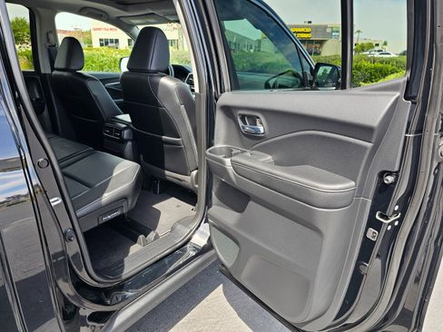 Used 2025 Honda Ridgeline RTL image 26