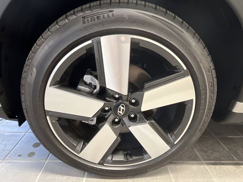 New 2024 Hyundai Santa Fe Limited image 9