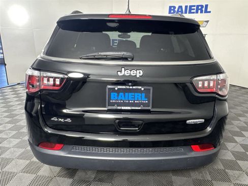Used 2019 Jeep Compass Latitude w/ Cold Weather Group AWD/4WD image 4
