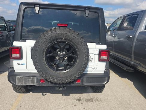 Used 2025 Jeep Wrangler Unlimited Sport S 4xe image 5