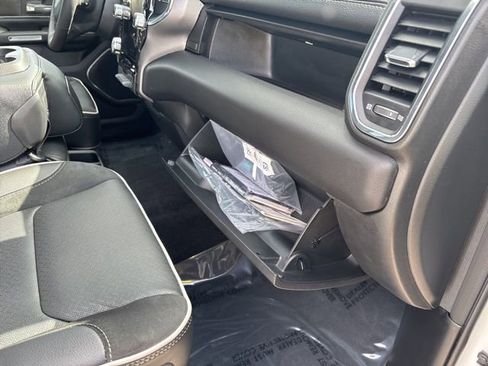 Used 2025 RAM 1500 Laramie image 35