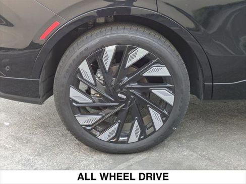 Used 2024 Lincoln Nautilus Black Label w/ Jet Appearance Package (87T) AWD/4WD image 9