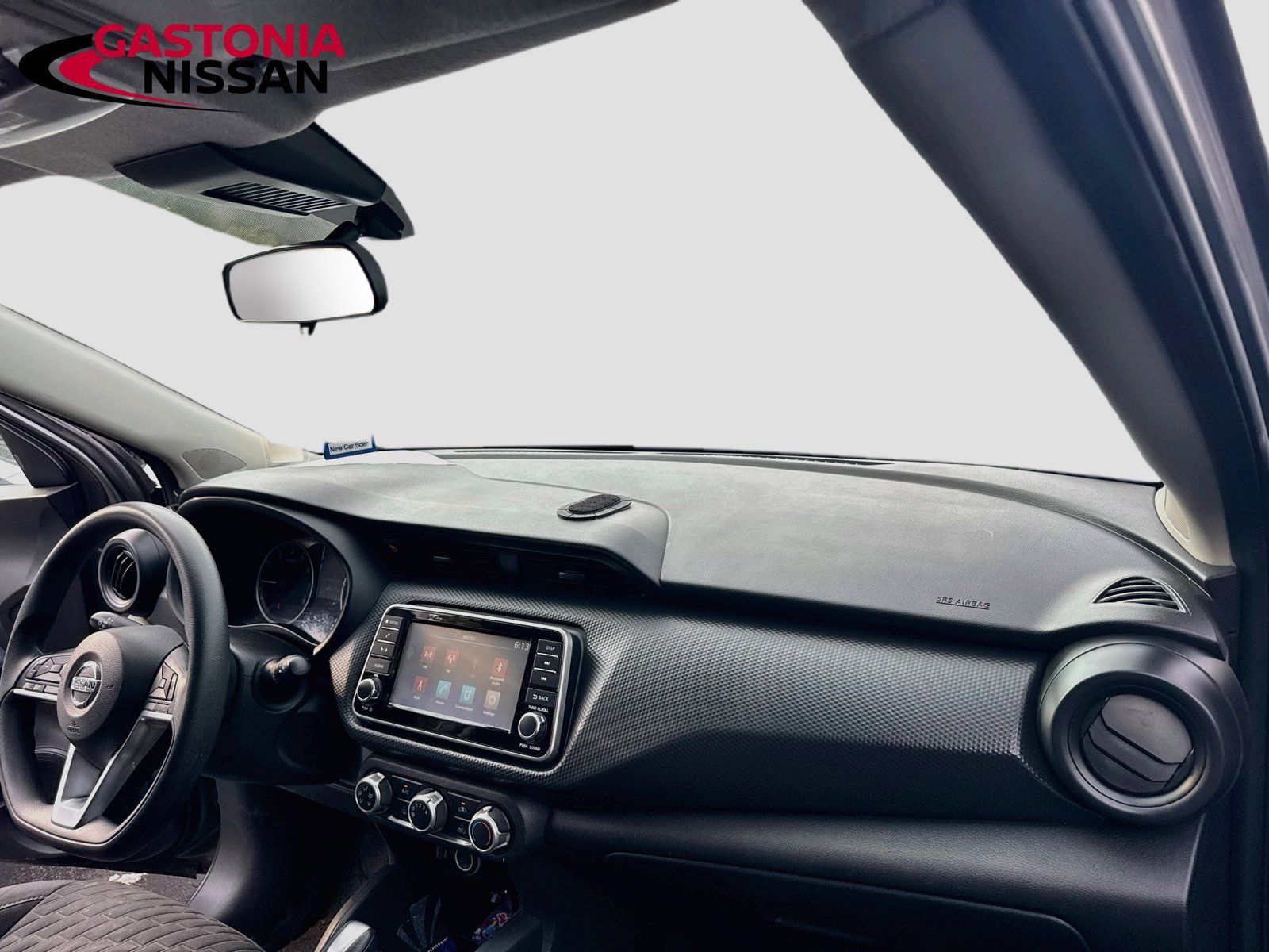 Used 2021 Nissan Kicks S FWD image 31