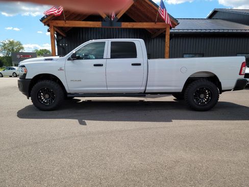 Used 2022 RAM 3500 Tradesman AWD/4WD image 22