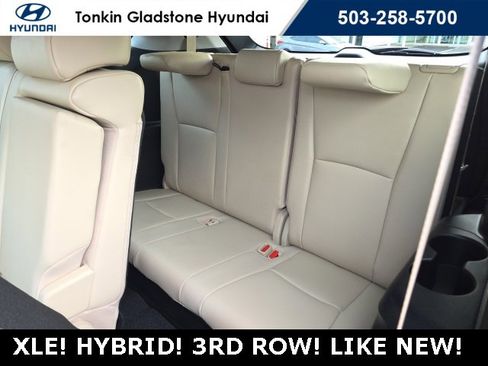 Used 2022 Toyota Highlander XLE image 31