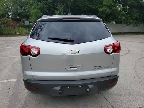 Used 2011 Chevrolet Traverse LS FWD image 32