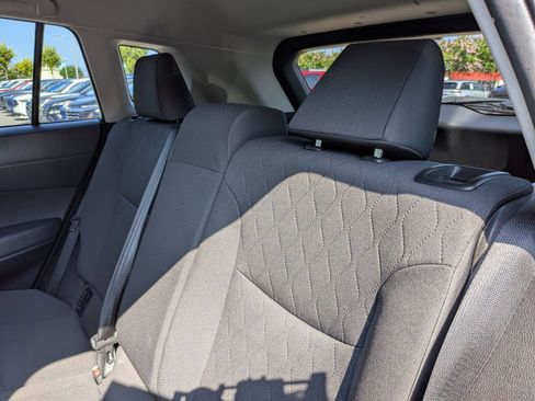 Used 2022 Toyota Corolla Cross LE FWD image 29