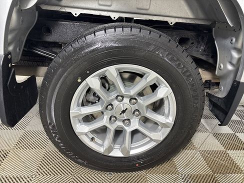 Used 2022 Chevrolet Silverado 1500 RST w/ Convenience Package II image 33