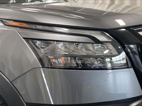 Used 2023 Nissan Pathfinder Rock Creek AWD/4WD image 31
