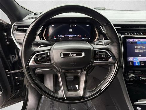 Used 2022 Jeep Grand Cherokee L Overland w/ Advanced Protech Group III image 14