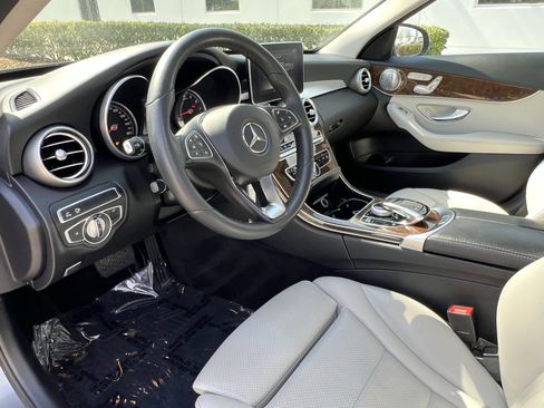 Certified 2018 Mercedes-Benz C 300 4MATIC Sedan image 17