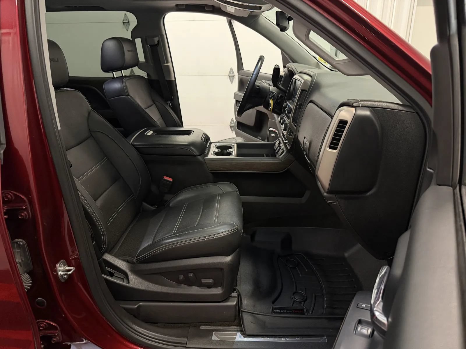 Used 2017 GMC Sierra 1500 Denali AWD/4WD image 42