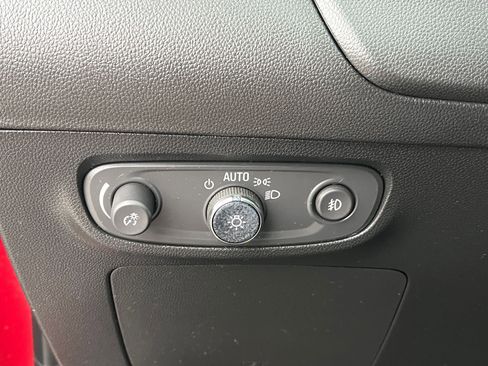 Used 2023 Buick Encore GX Select w/ Sport Touring Package image 27