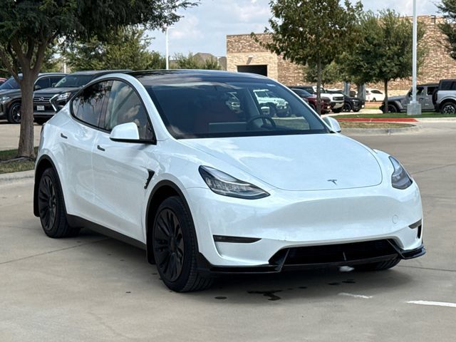 Used 2023 Tesla Model Y Long Range AWD/4WD image 2