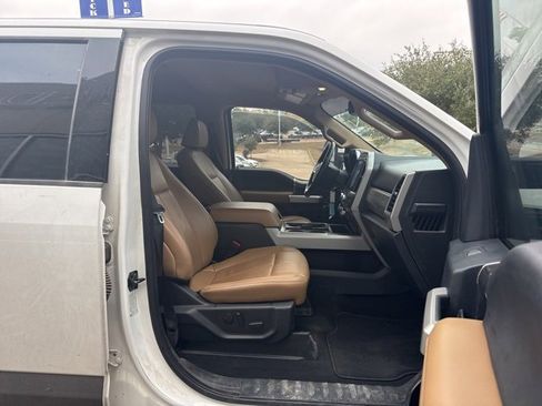 Used 2022 Ford F350 Lariat w/ Lariat Value Package image 11