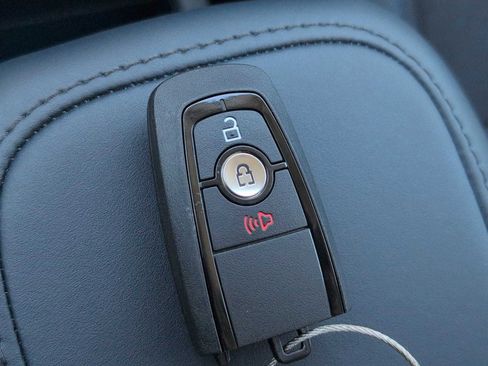New 2026 Ford Maverick XLT FWD image 24
