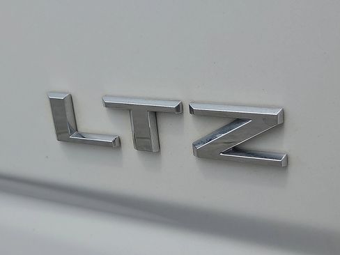 Used 2020 Chevrolet Silverado 2500 LTZ w/ LTZ Plus Package AWD/4WD image 9