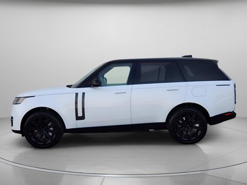 New 2026 Land Rover Range Rover SE image 2