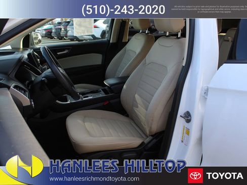 Used 2024 Ford Edge SE image 12