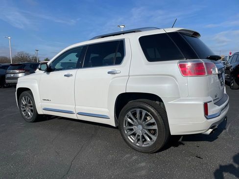 Used 2017 GMC Terrain Denali w/ Cargo Package image 5