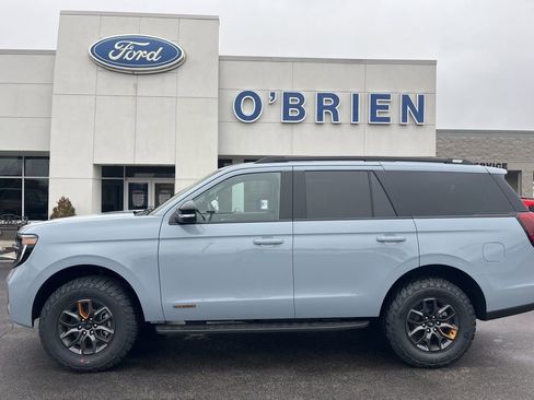 New 2025 Ford Expedition Tremor image 2
