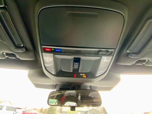 Used 2025 Subaru Forester Sport image 43